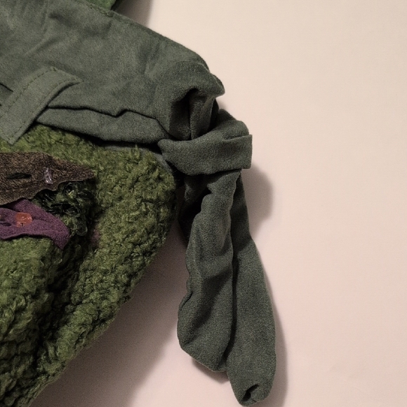 Far Nine Elegant Green Embroidered Tote Bag New - Picture 3 of 6